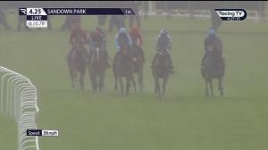 Video preview image for Sandown Park 16:25 - Bet £10 Get £40 With BetMGM Fillies' Handicap (4)