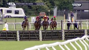 Video preview image for Stratford-on-Avon 14:40 - Watch RacingTV With Free Trial Now Novices' Hurdle (4) (Div 2)