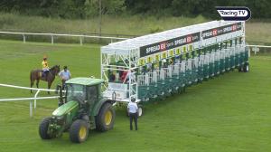 Video preview image for Carlisle 16:05 - Racing Staff Week Carlisle Bell Consolation Handicap (4)
