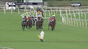 Video preview image for Stratford-on-Avon 19:40 - Saige Composite Products Handicap Hurdle (4)
