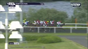 Video preview image for Kempton Park 18:10 - Unibet Support Safe Gambling Handicap (Qualifier) (6) (Div 1)