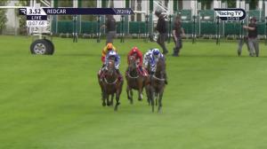 Video preview image for Redcar 15:52 - Sky Bet Go-Racing-In-Yorkshire Summer Festival Handicap (4)