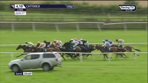 Video preview image for Catterick Bridge 16:10 - Sky Bet Supporting Matt Hampson Foundation Handicap (6)