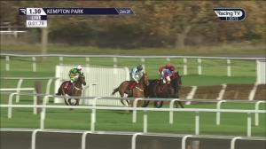 Video preview image for Kempton Park 13:30 - 'Book Christmas Festival Hospitality Now' Beginners' Chase (GBB Race)