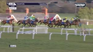 Video preview image for Taunton 14:25 - Royal Bath & West Show Novices' Limited Handicap Hurdle