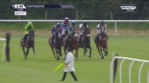 Video preview image for Huntingdon 15:46 - Oddschecker Handicap Hurdle