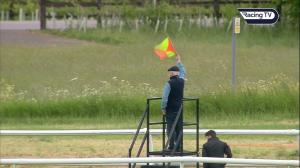 Video preview image for Huntingdon 16:55 - Oddschecker+ Subscription Service Handicap Hurdle