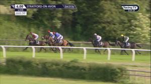 Video preview image for Stratford-on-Avon 18:00 - Gambling Prince Novices' Handicap Chase (GBB Race)