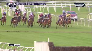 Video preview image for Stratford-on-Avon 21:00 - Visit racingtv.com Handicap Hurdle