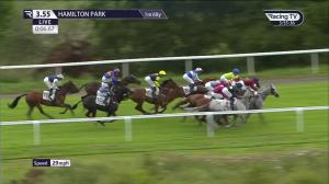 Video preview image for Hamilton Park 15:55 - Wellman Cars Private Hire Hamilton Handicap