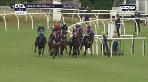 Video preview image for Stratford-on-Avon 16:58 - Hiorns Hats Handicap Hurdle