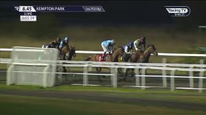 Video preview image for Kempton Park 20:45 - Unibet More Extra Place Races Handicap (Gbbplus Race)