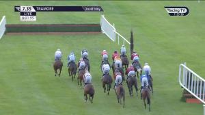 Video preview image for Tramore 19:35 - Waterford Castle Resort Style Evening Handicap Hurdle (0-100)